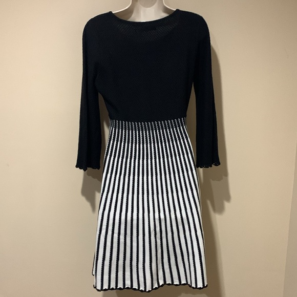 Calvin Klein dress - Picture 5 of 10